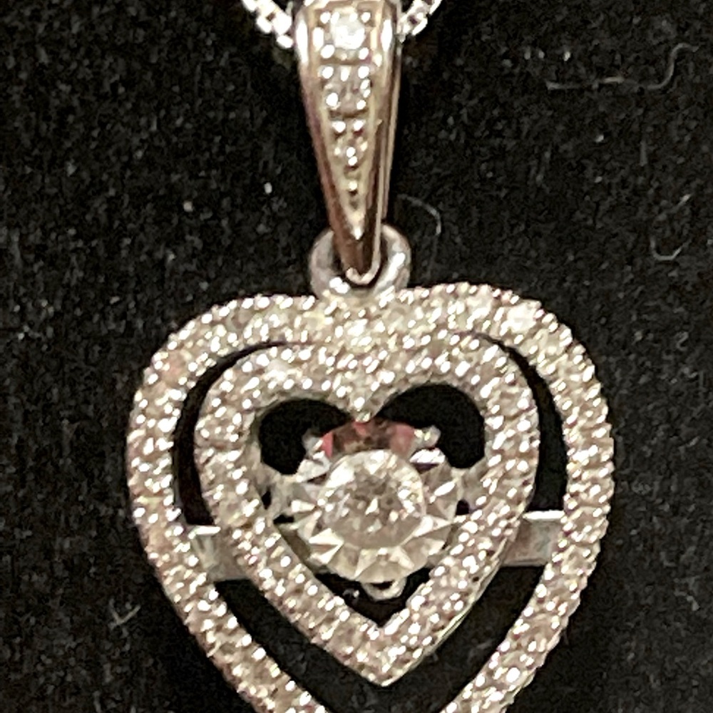 10k white gold necklace - Picture 7 of 14